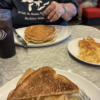 Delaney’s Diner - Stack of pancakes with hash browns - American Near Me - Columbus, Ohio