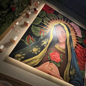 Rosa Madera - Beautiful mural - Mexican Near Me - Sacramento, California