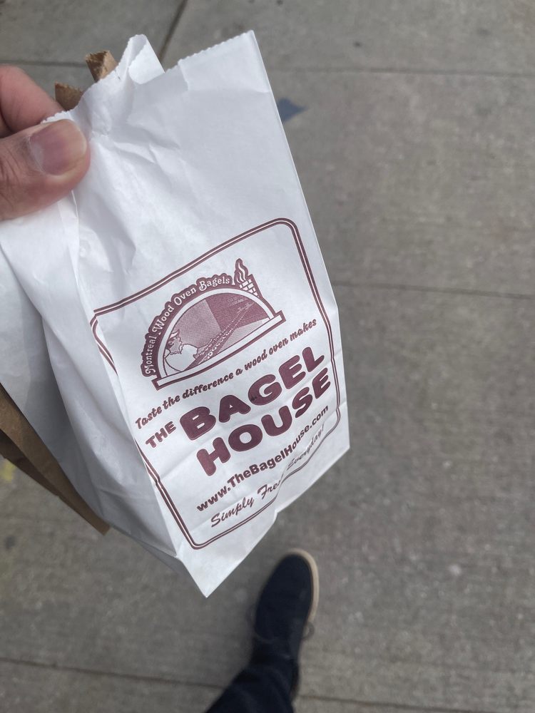 THE BAGEL HOUSE Updated October 2024 450 Eglinton Avenue W, Toronto