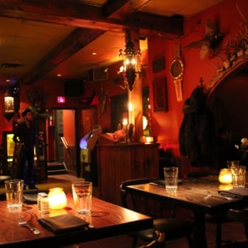 Franky Bradley's - Dining area - Barbeque Near Me - Philadelphia, Pennsylvania Franky Bradley's - Dining area - Barbeque Near Me - Philadelphia, Pennsylvania