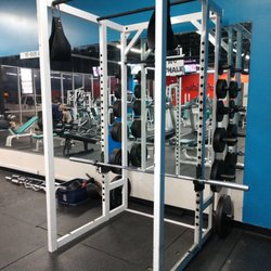 Summit Athletics - Squat rack