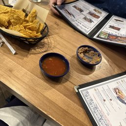 Excellent chips with salsa and beans! Excellent chips with salsa and beans!