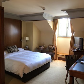 Beau Rivage Neuchâtel  - 4th floor room, with no view but still an expensive nightly rates - Hotels Near Me - Neuchâtel, Nebraska