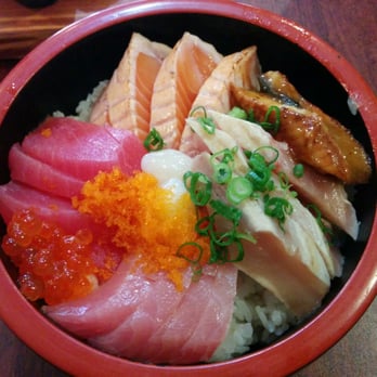Musashi's - Chirashi bowl. Seared salmon, albacore, tuna, scallops, unagi, tobiko, ikura - Japanese Near Me - Bellevue, Washington
