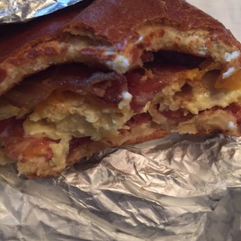 Do-Rite Donuts & Chicken - Breakfast sandwich with bacon - Donuts Near Me - Chicago, Illinois