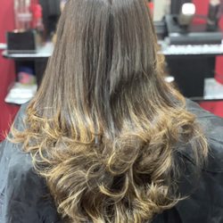 Diva Threading Beauty Salon - Haircut