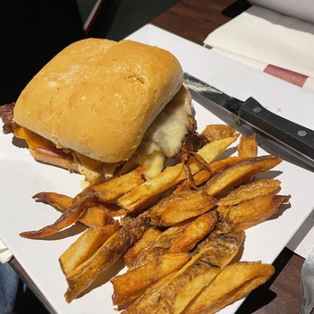 Funny Bone Comedy Club - Clubhouse sandwich - Comedy Clubs Near Me - Columbus, Ohio Funny Bone Comedy Club - Clubhouse sandwich - Comedy Clubs Near Me - Columbus, Ohio