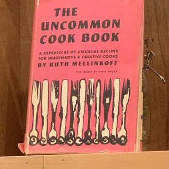 Finn Thai - Purcellvile - I wanted this book so bad. I should asked if it were for sale. This was apart of the decor. - Thai Near Me - Purcellville, Virginia