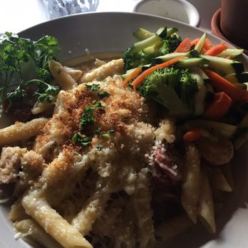 The Sow's Ear - Mac & Cheese - Cafes Near Me - Cambria, California The Sow's Ear - Mac & Cheese - Cafes Near Me - Cambria, California