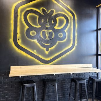 Beehive Pizza Company - Pizza Near Me - Riverton, Utah