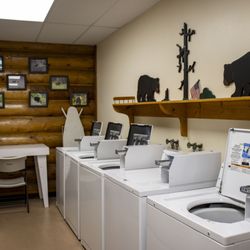 Columbia Falls RV Park and Cabins - Laundry Room