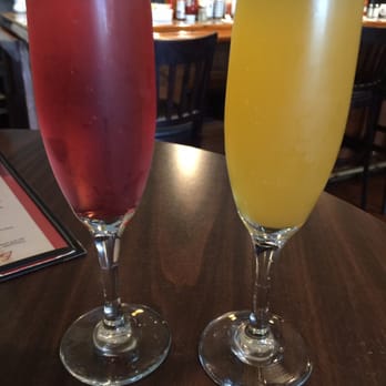 Egg Plantation - Cranmosa (Champagne with a splash of cranberry juice) and a Bellini (of peach schnapps topped with peach nectar). - Breakfast & Brunch Near Me - Newhall, California