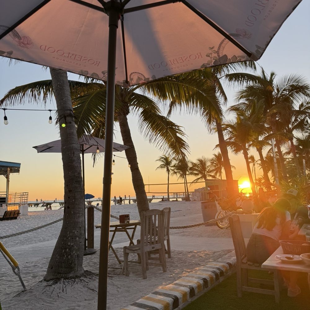 Salute On The Beach - Italian Near Me - Key West, Florida Salute On The Beach - Italian Near Me - Key West, Florida