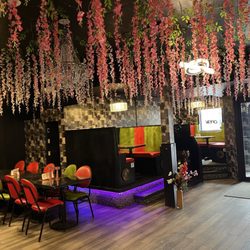 Indian Cuisine Hub - Love the decor!!