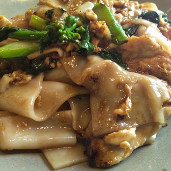 Thai At Waugh Chapel - Pad Si EW - Thai Near Me - Gambrills, Maryland