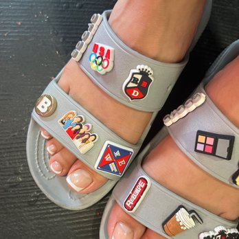 DVE Beauty Salon - Pedicure - Waxing Near Me - San Diego, California DVE Beauty Salon - Pedicure - Waxing Near Me - San Diego, California