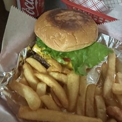 SAB’s Candy Shop - Smash burger!!!