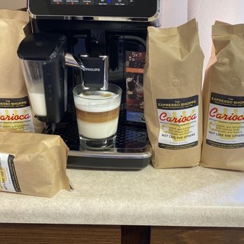 The Expresso Shoppe Inc - Espresso Shoppe Carioca and a Phillips 3200 LatteGo - Coffee & Tea Near Me - Bensenville, Illinois
