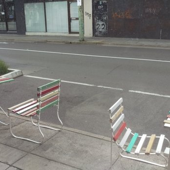 Tyler St Cafe - Restaurants Near Me - Preston, VIC