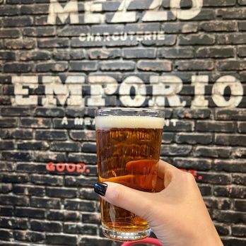 Sienna Mercato - Enjoyed a local beer with dinner, Penn's Pilsner from Penn Brewery. - Italian Near Me - Pittsburgh, Pennsylvania