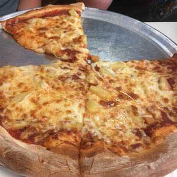 Gianni's Pizza - Cheese and pineapple - Pizza Near Me - Severn, Maryland Gianni's Pizza - Cheese and pineapple - Pizza Near Me - Severn, Maryland