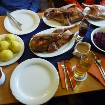 Gasthaus Schmutter - Gans - Bavarian Near Me - Dollnstein, BY
