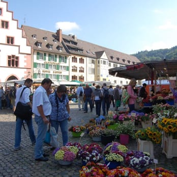 Freiburger Münstermarkt - Flower shops - Farmers Market Near Me - Freiburg, BW