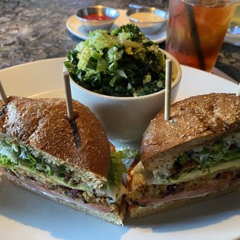 Nick's San Clemente - Veggie burger with petite salad - American Near Me - San Clemente, California Nick's San Clemente - Veggie burger with petite salad - American Near Me - San Clemente, California