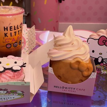 Hello Kitty Cafe - Vanilla/Strawberry swirl right, Thai Ice Tea and Red Velvet Hello Kitty Cupcake left! - Themed Cafes Near Me - Las Vegas, Nevada