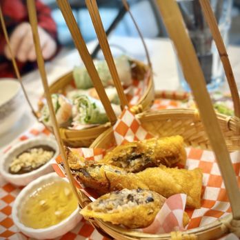 Di An - Vietnamese Near Me - Toronto, Ontario