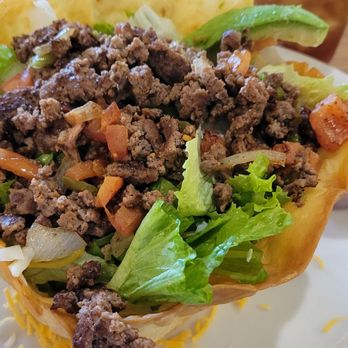 Snooty Pig Cafe - Taco salad lunch special - Cafes Near Me - Highland Village, Texas