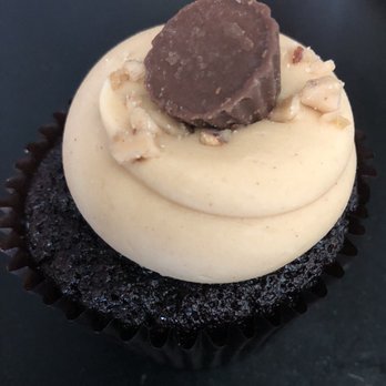 Cupcakin' Bake Shop - Peanut Butter Cupcake - Bakeries Near Me - Berkeley, California