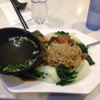 Shooting Star Cafe - Beef Stew Lo Mien Chow Mien. - Desserts Near Me - Oakland, California