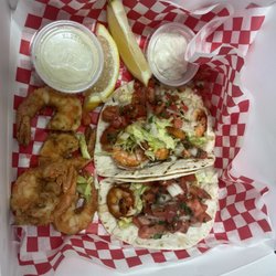 Sun Shrimp - 2 girl tacos and fried shrimps