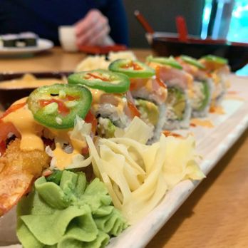 Kaze - Greenville roll ($17) - Japanese Near Me - Dallas, Texas