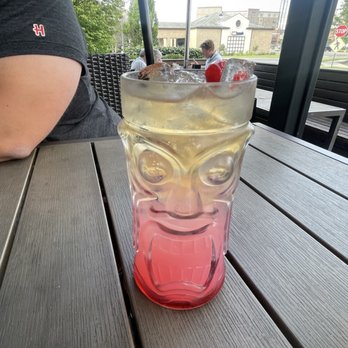 Houlihan's - Bars Near Me - Upper Arlington, Ohio