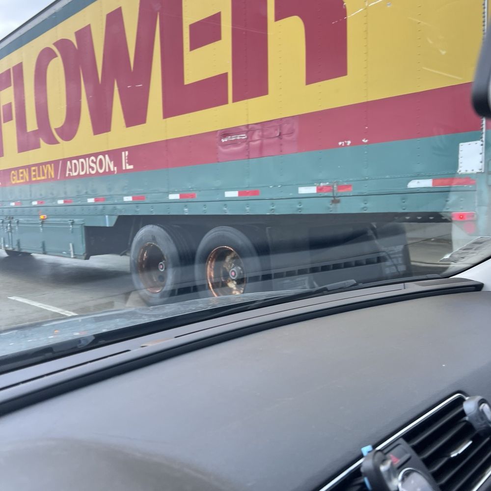 Glen Ellyn Storage - The name of the company - Movers Near Me - Carol Stream, Illinois Glen Ellyn Storage - The name of the company - Movers Near Me - Carol Stream, Illinois