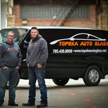 Topeka Auto Glass - Windshield Installation & Repair Near Me - Topeka, Kansas Topeka Auto Glass - Windshield Installation & Repair Near Me - Topeka, Kansas
