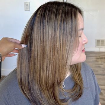 Trapqueen Salon - Hair Salons Near Me - San Diego, California Trapqueen Salon - Hair Salons Near Me - San Diego, California