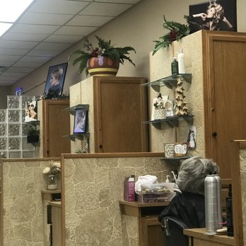 Freda's Hair Designs - Hair Salons Near Me - Pickerington, Ohio Freda's Hair Designs - Hair Salons Near Me - Pickerington, Ohio