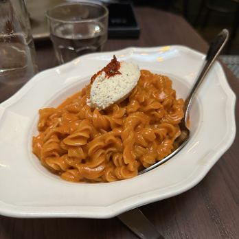 Donna's - fusilli alla vodka - Italian Near Me - Los Angeles, California
