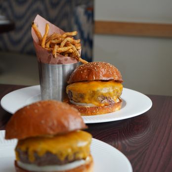 Sandbar - One bite of the 1890 and you'll understand the hype. - Bars Near Me - Cold Spring Harbor, New York Sandbar - One bite of the 1890 and you'll understand the hype. - Bars Near Me - Cold Spring Harbor, New York