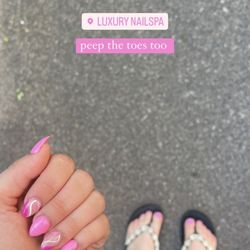 Luxury Nailspa - Acrylics with art