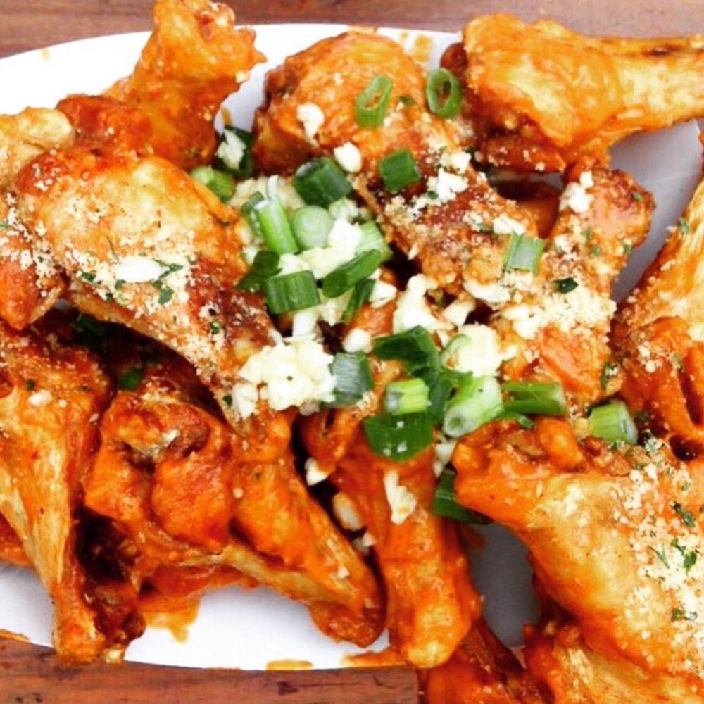 Noble Pie Parlor - Midtown - Mouth watering - Chicken Wings Near Me - Reno, Nevada