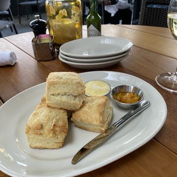 Bobbies Airway Grill - Biscuits! So good - New American Near Me - Dallas, Texas