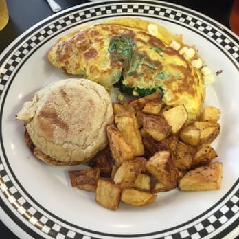 Grump's Cafe - Crofton - Yum - Breakfast & Brunch Near Me - Gambrills, Maryland