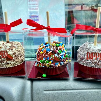 Dipped by Dee - Milk chocolate apple with almonds; milk chocolate apple with M&Ms, and cookies and cream apple - Desserts Near Me - Aiea, Hawaii