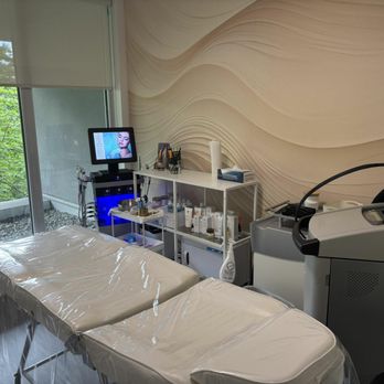 PureGlow Aesthetics - Laser Hair Removal Near Me - Toronto, Ontario PureGlow Aesthetics - Laser Hair Removal Near Me - Toronto, Ontario