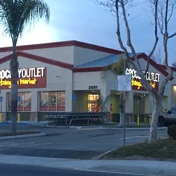 Grocery Outlet Bargain Market