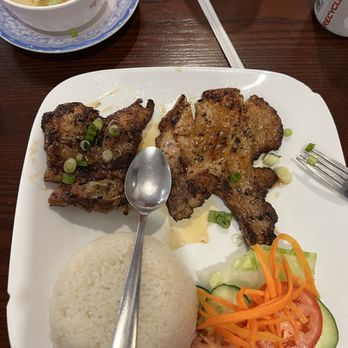 Pho Quyen Vietnamese Restaurant - Vietnamese Near Me - Pinellas Park, Florida